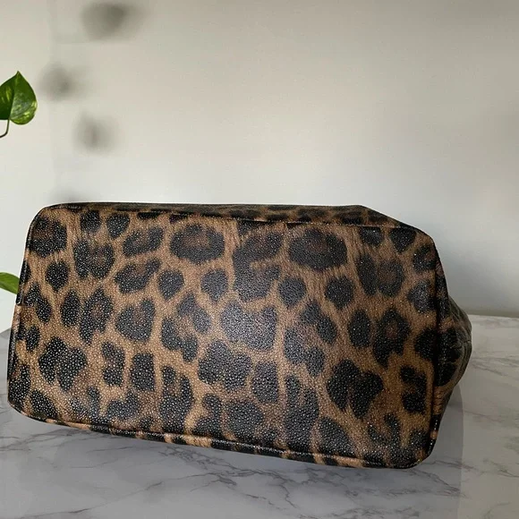 Chico’s Leopard Print Tote - Picture 3 of 10